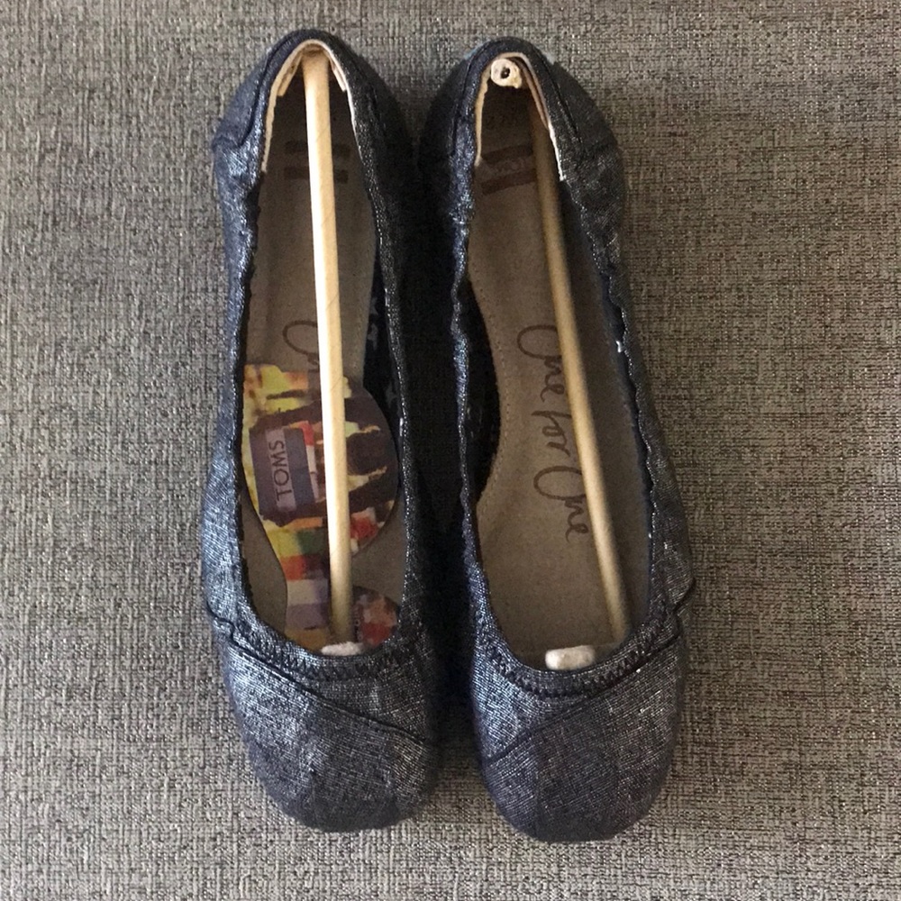 Toms Jet Black Metallic Linen Flats.
